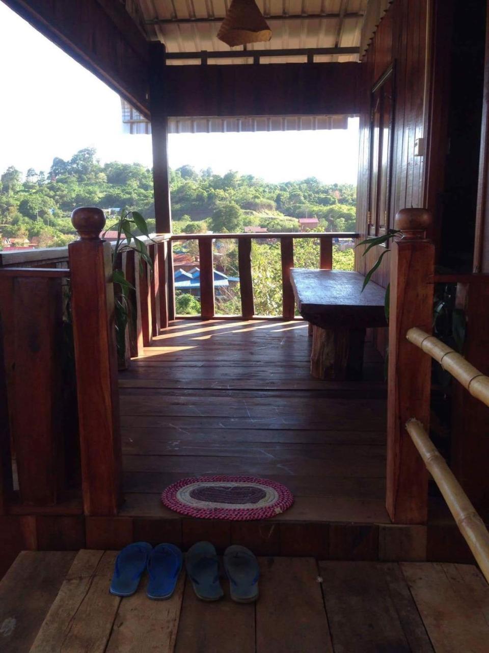 Ratanak Tep Rithea Homestay Banlung Ngoại thất bức ảnh