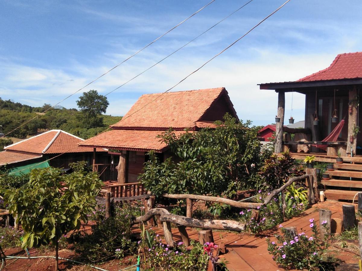 Ratanak Tep Rithea Homestay Banlung Ngoại thất bức ảnh