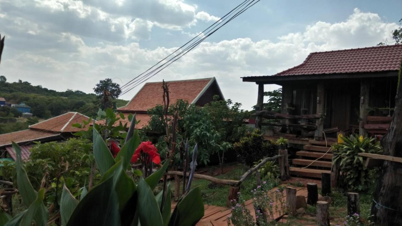 Ratanak Tep Rithea Homestay Banlung Ngoại thất bức ảnh